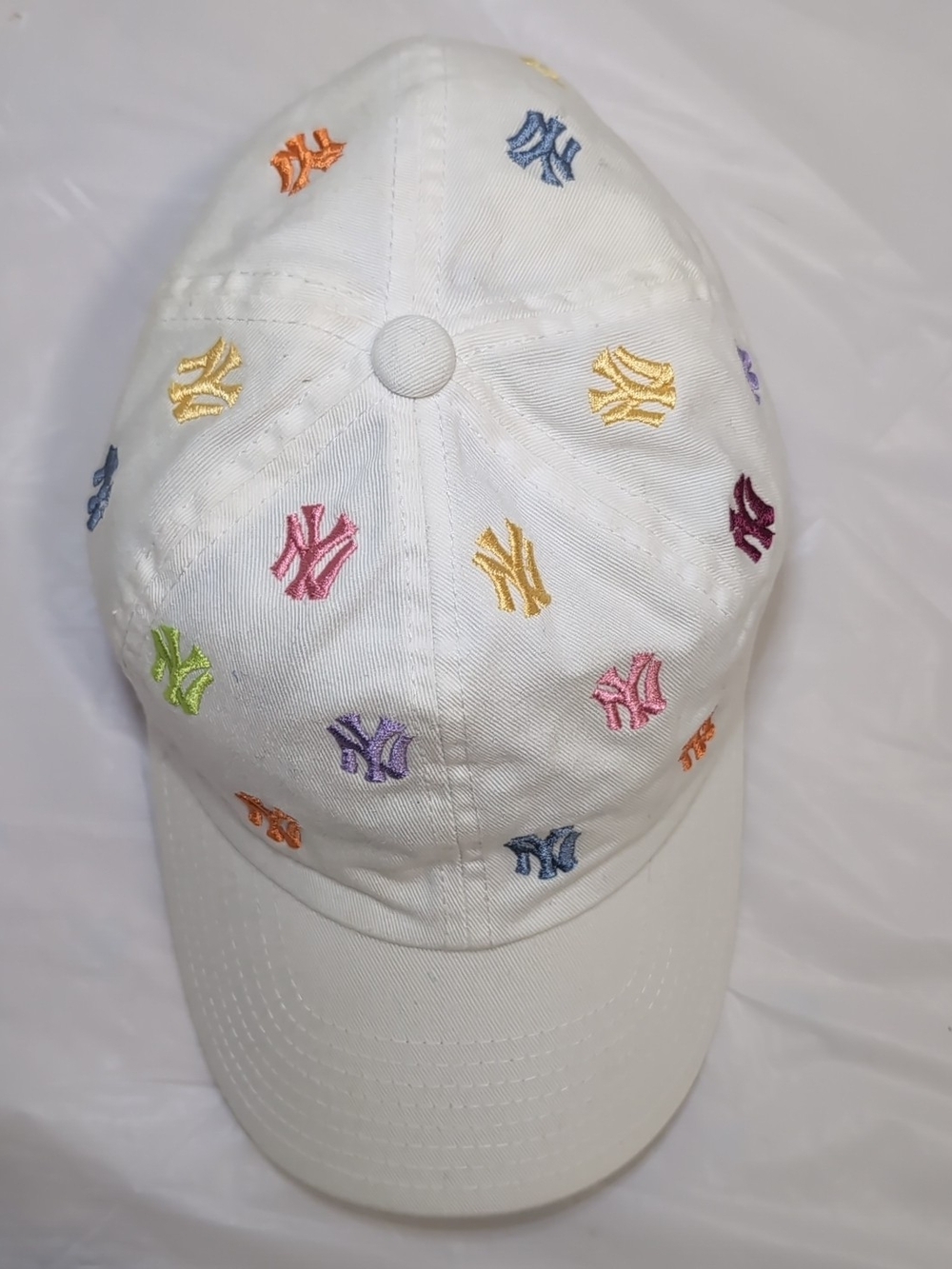 American Needle NY Yankees White Cap with Embroidered Logos MLB - Picture 6 of 9